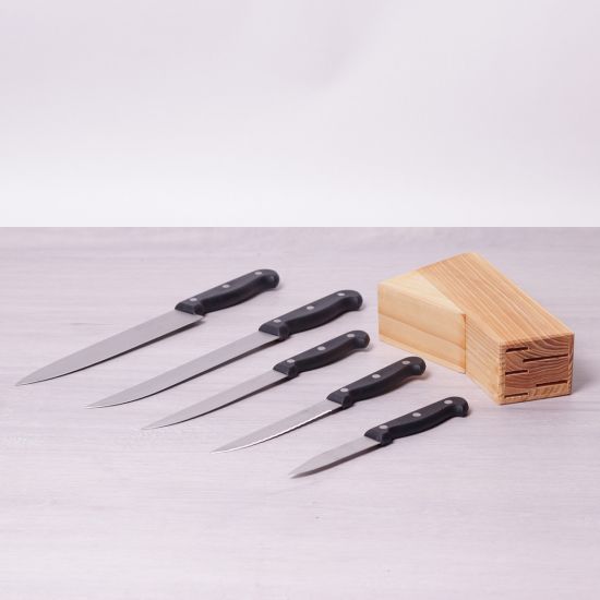 Набор ножей из нержавеющей стали с подставкой 6 пр. 5121